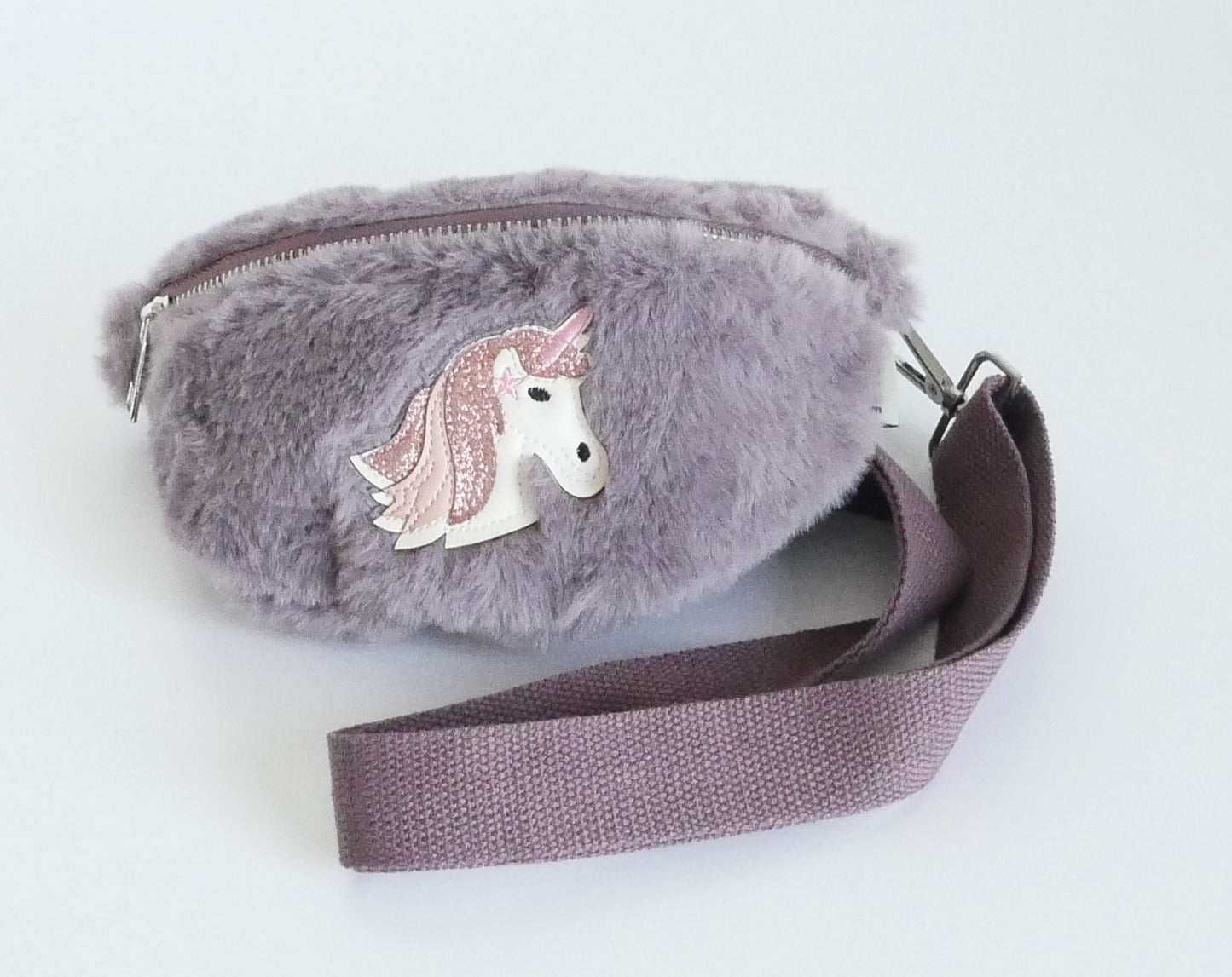 KisMe Sidebag Einhorn Plüsch brombeer