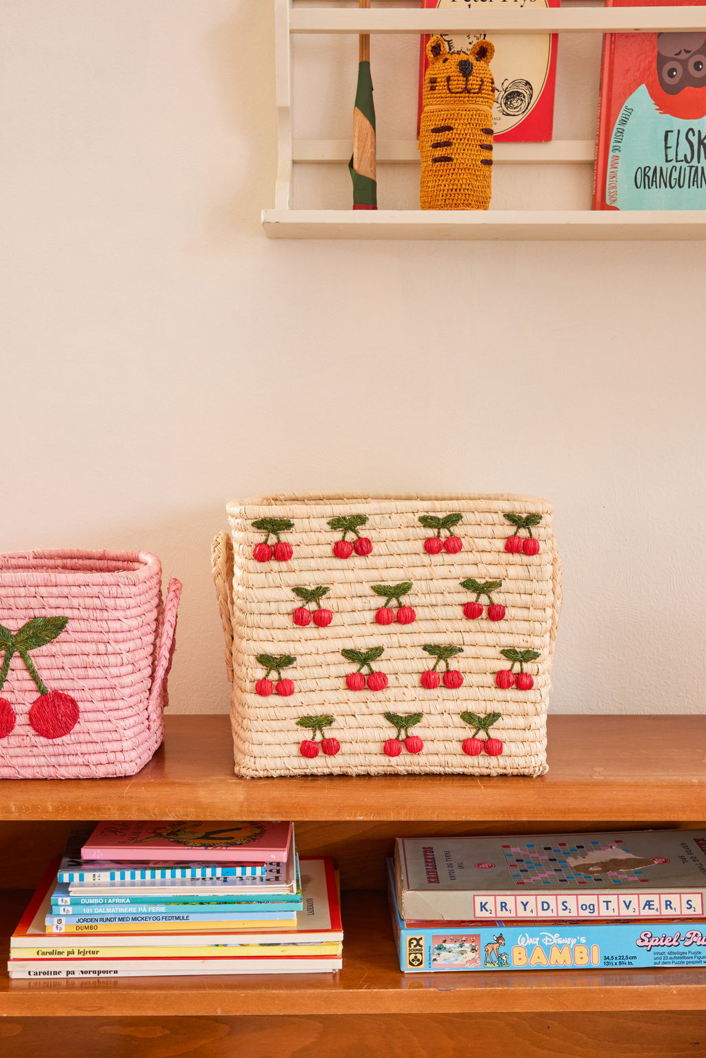 rice Raffia Korb - Natürlich - Small Cherries All Over Design