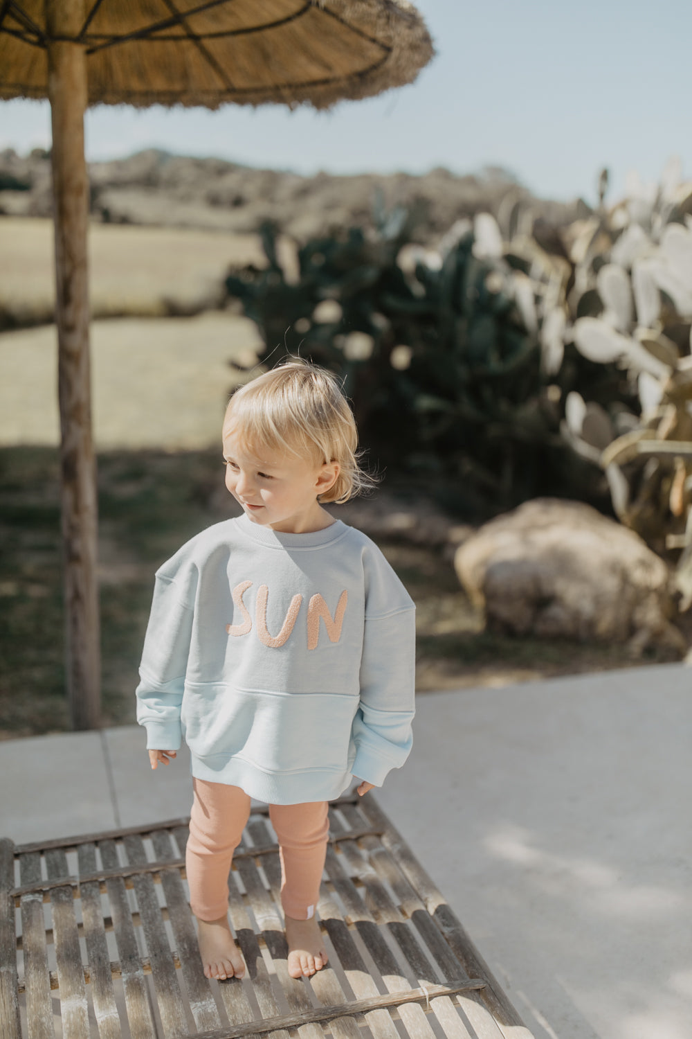 Leevje Oversized Sweatshirt Sun clearblue