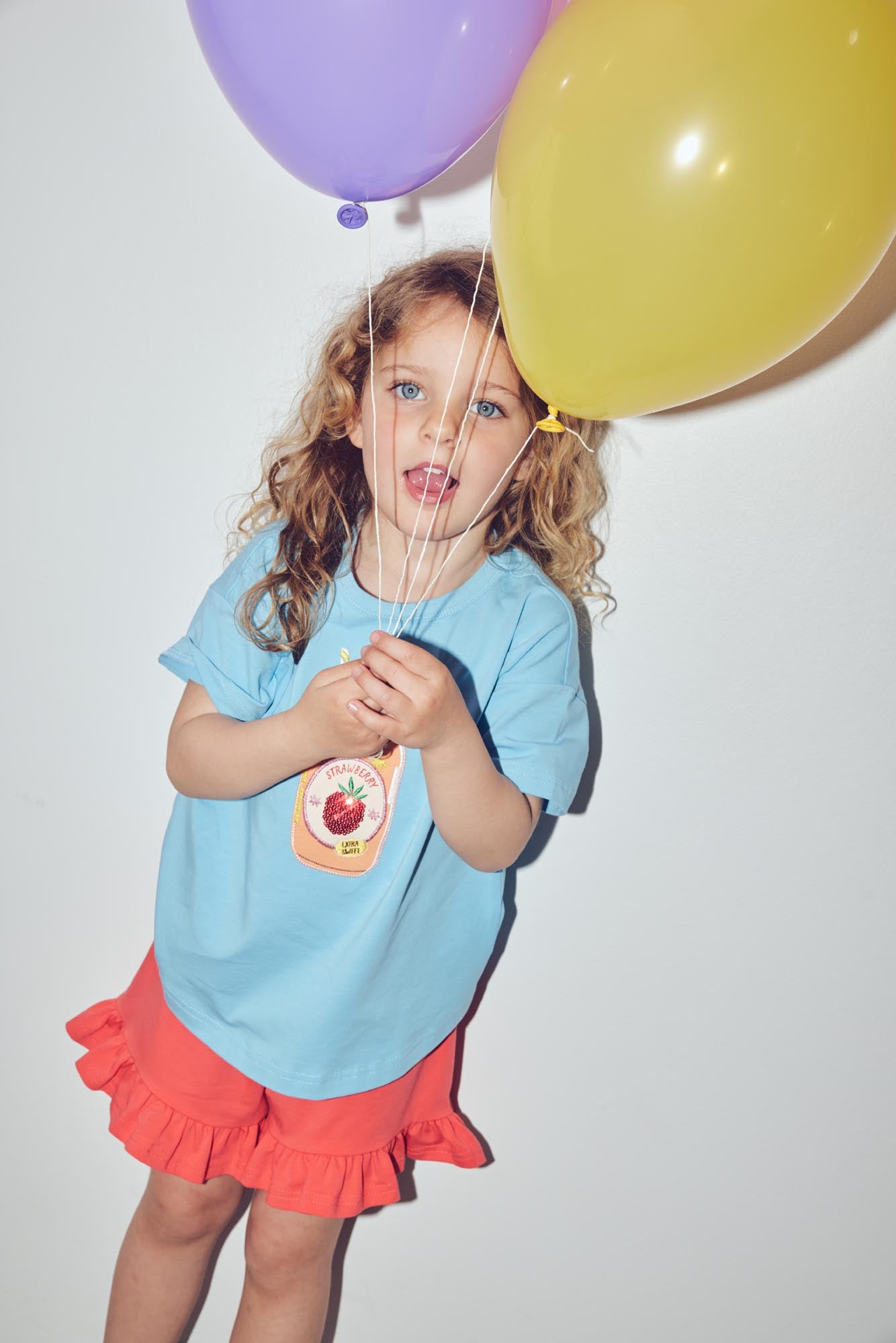 Fred's World T-Shirt Hello Soda