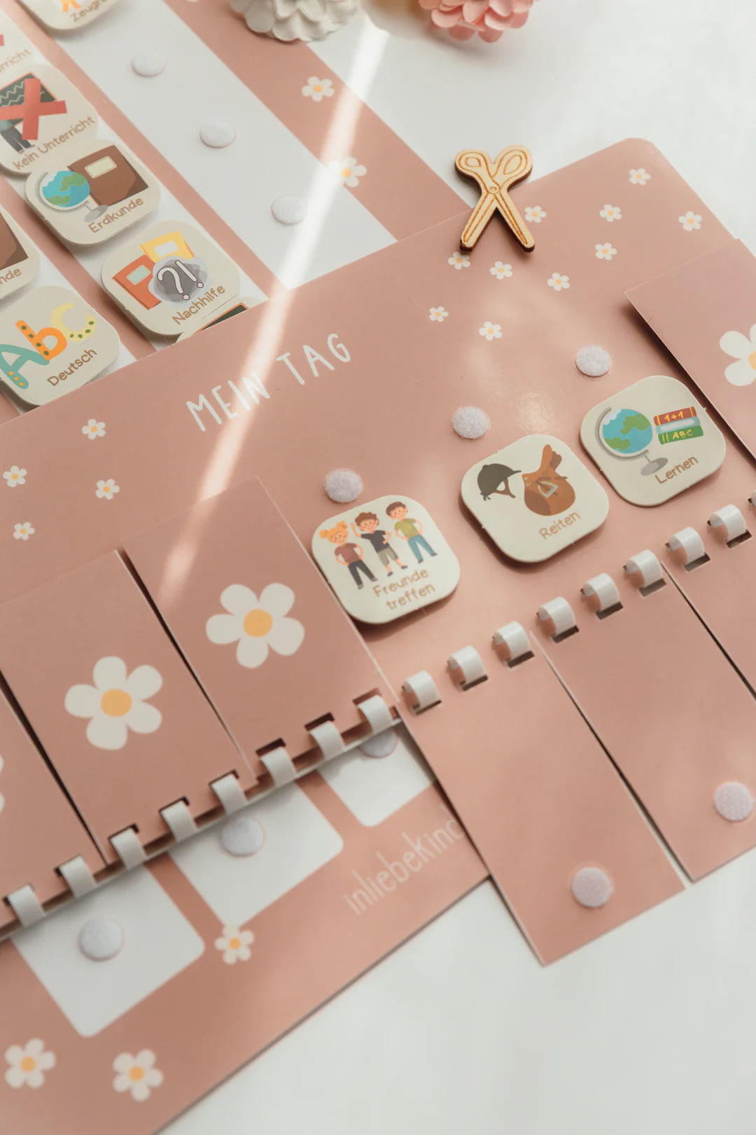 inliebekind Grundschulplaner inkl. Symbolkärtchen FLOWER - Gebunden