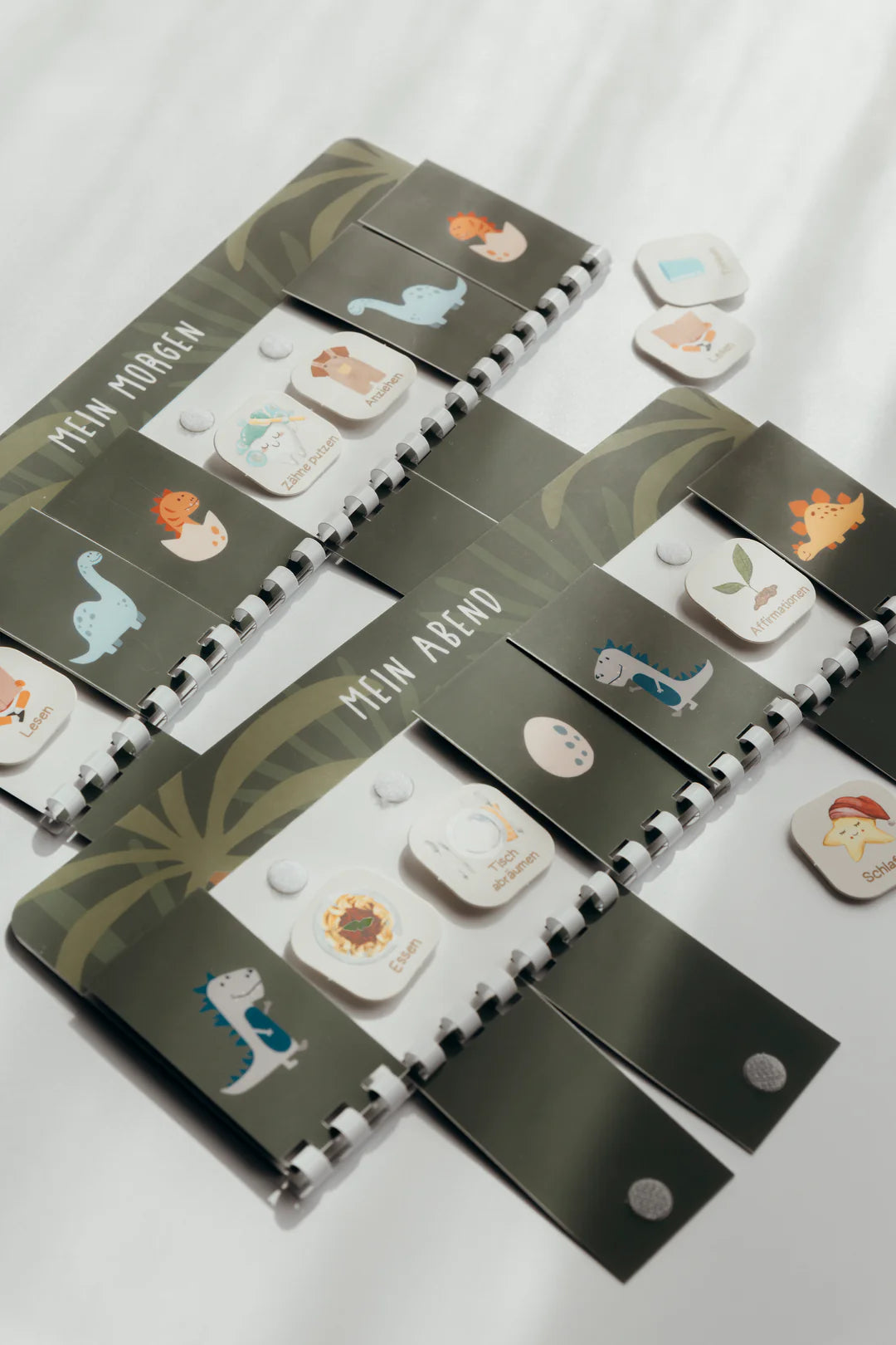 inliebekind Routineplaner inkl. Symbolkärtchen DINO