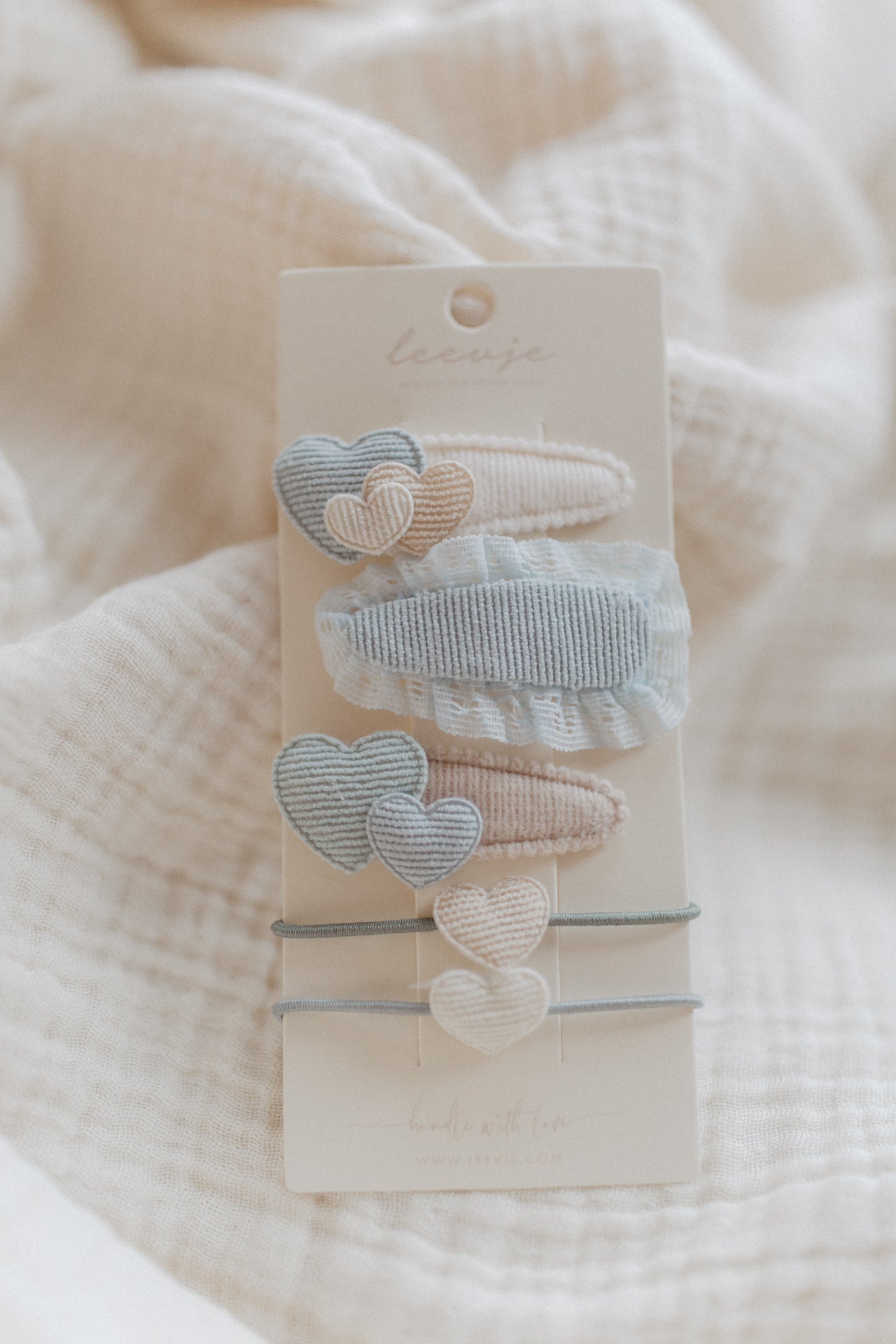 Leevje Haarspangen 'blue broderie anglaise mix'