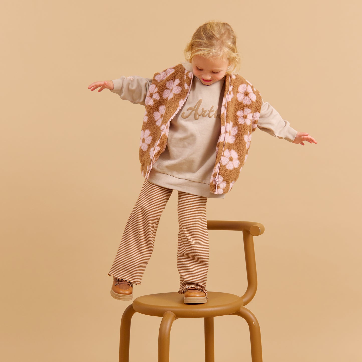 Wheat Hoodie Frances