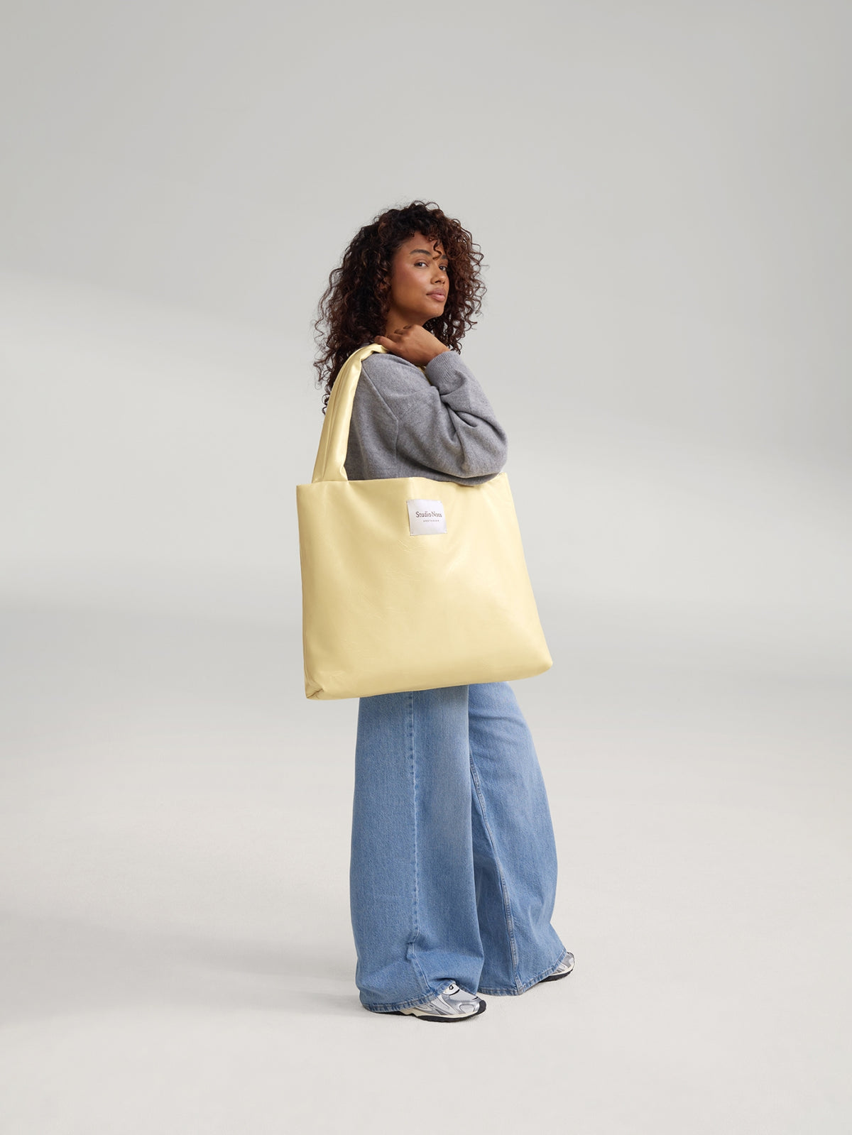 Studio Noos Vegan Leder Mom Bag