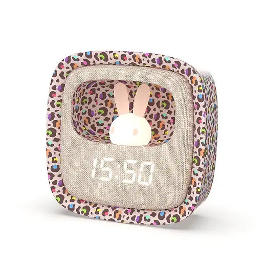 MOB Billy Clock and Light - Leo
