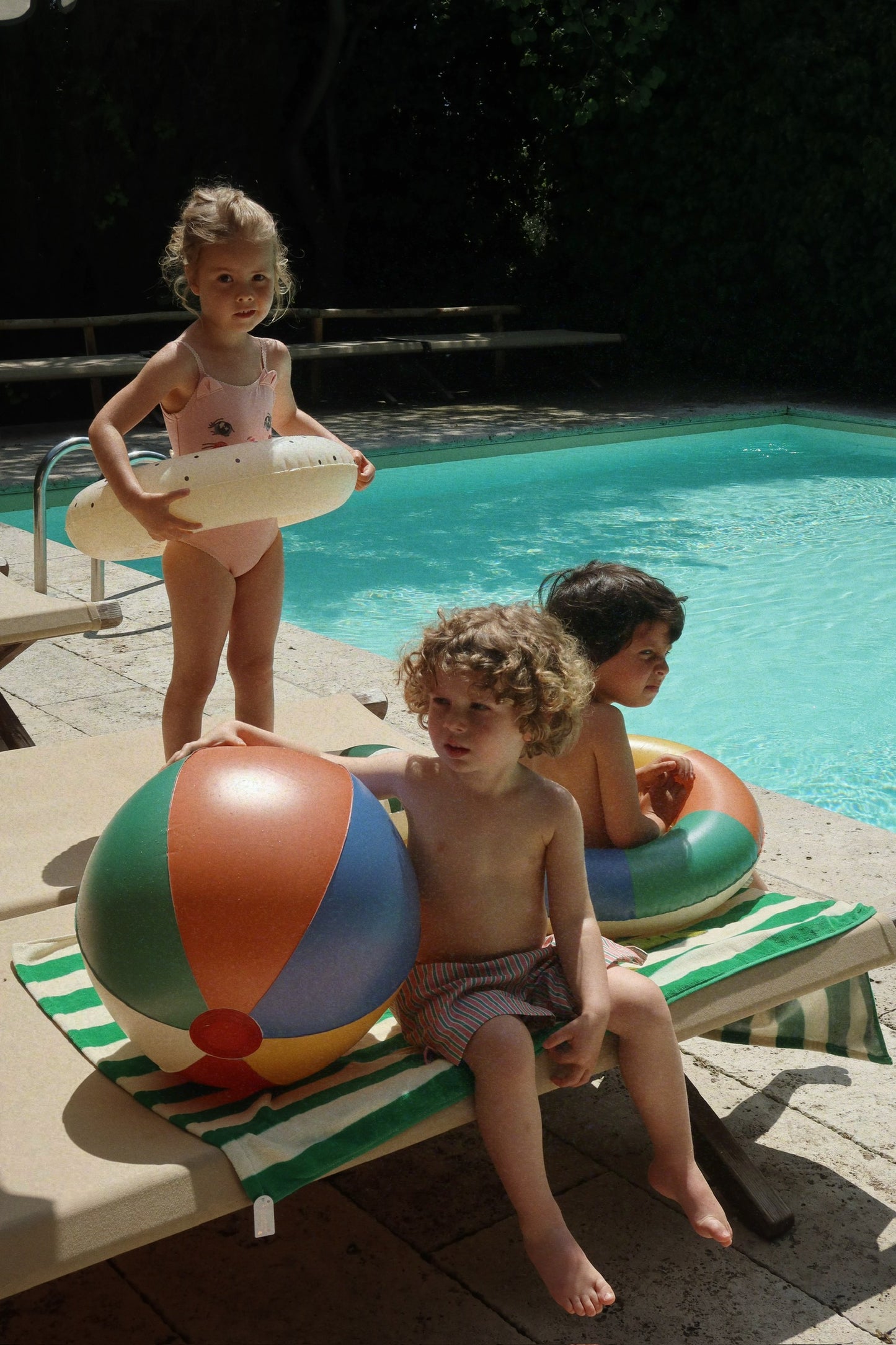 Konges Sløjd Schwimmring- und Beachball-Set