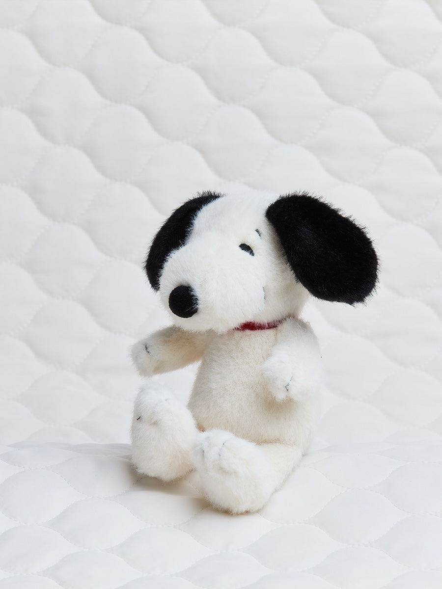Snoopy ECO Fuzzy Cream – 17 cm