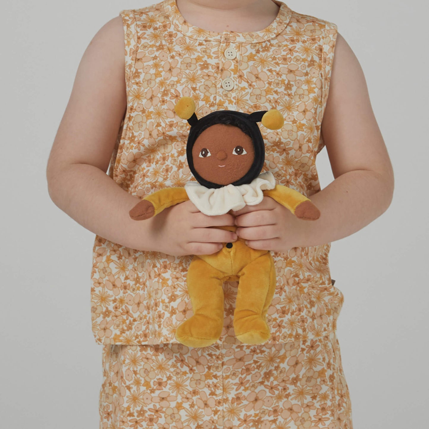 Olli Ella Dinky Dinkum Dolls - Billie Bumblebee - yellow