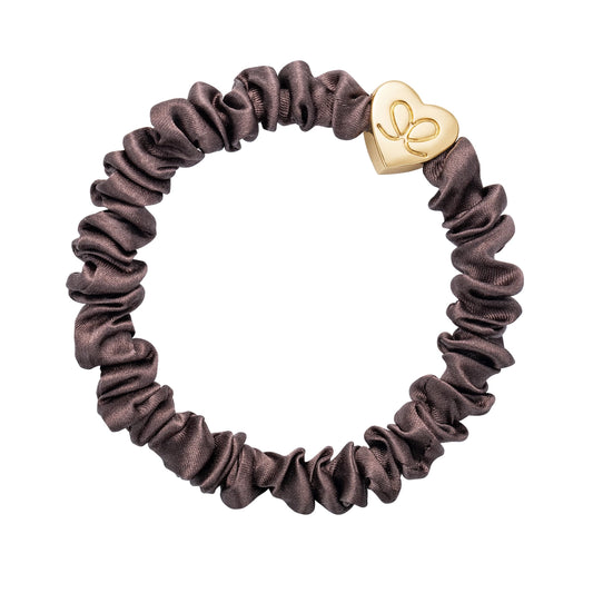 byEloise Goldenes Herz Skinny Seiden Scrunchie Mokka