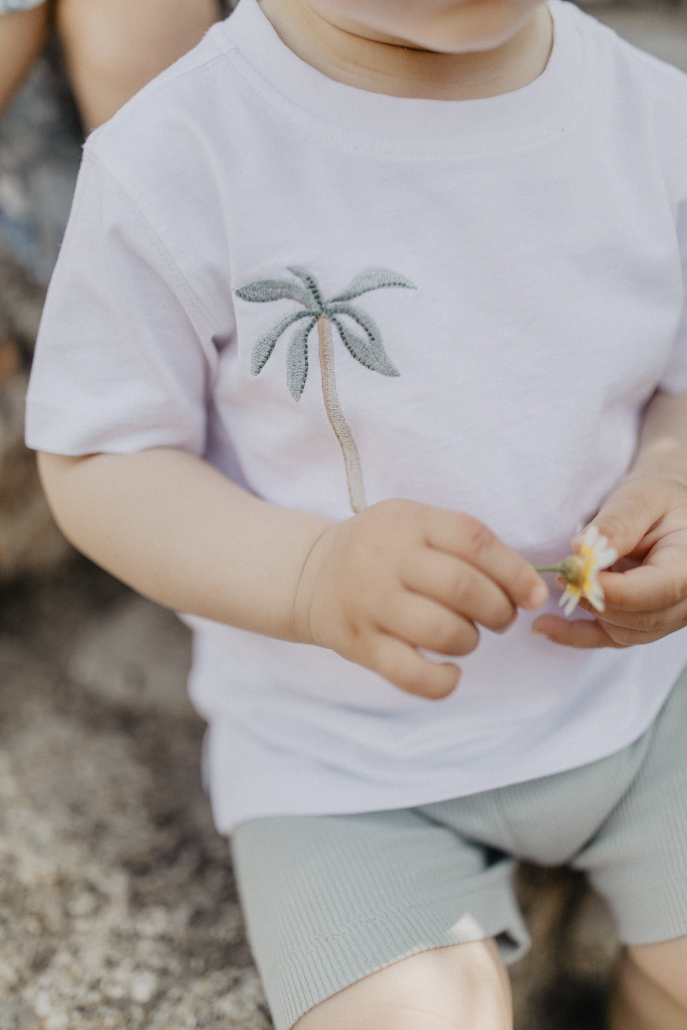 Leevje T-Shirt Palme Surfboard