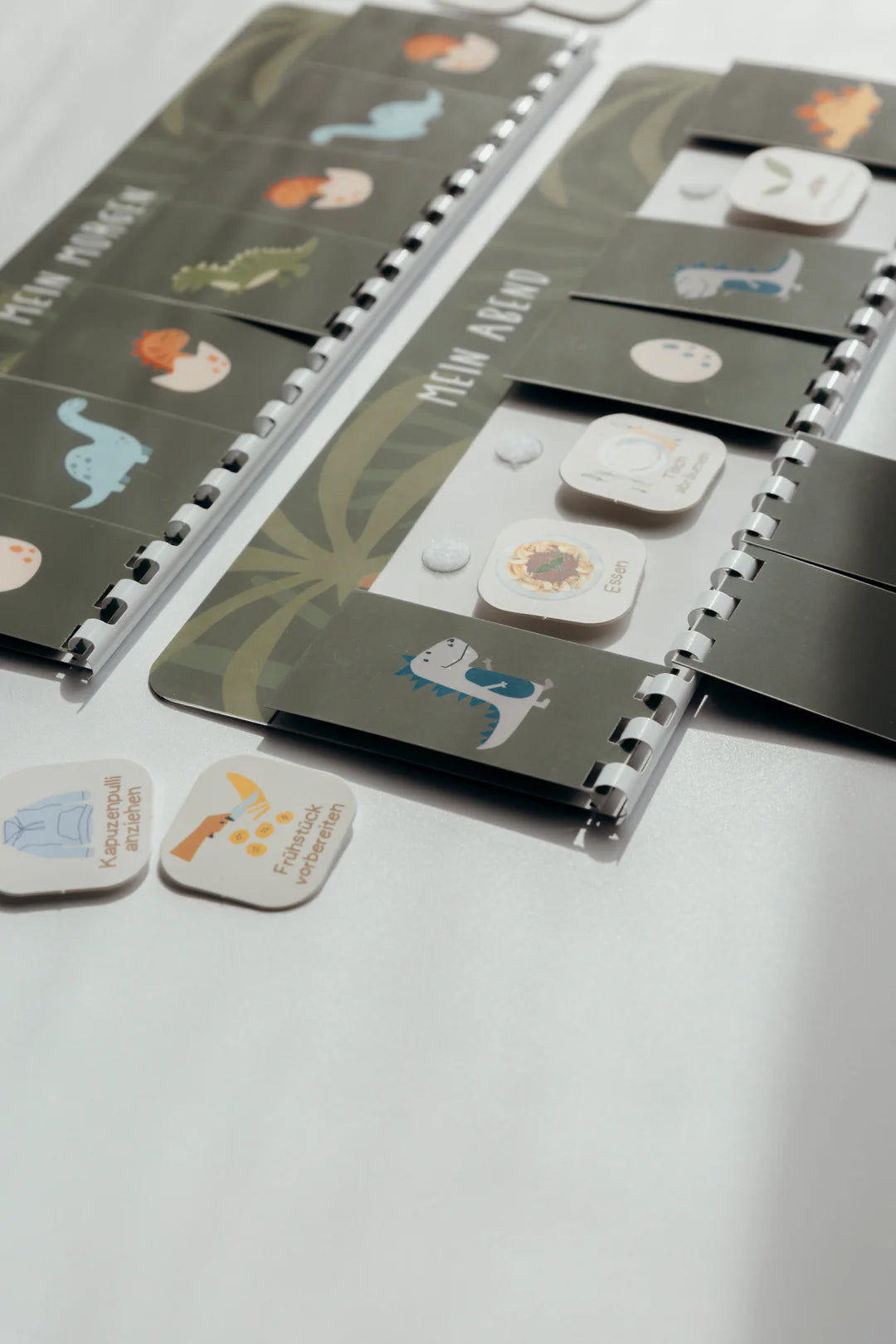 inliebekind Routineplaner inkl. Symbolkärtchen DINO