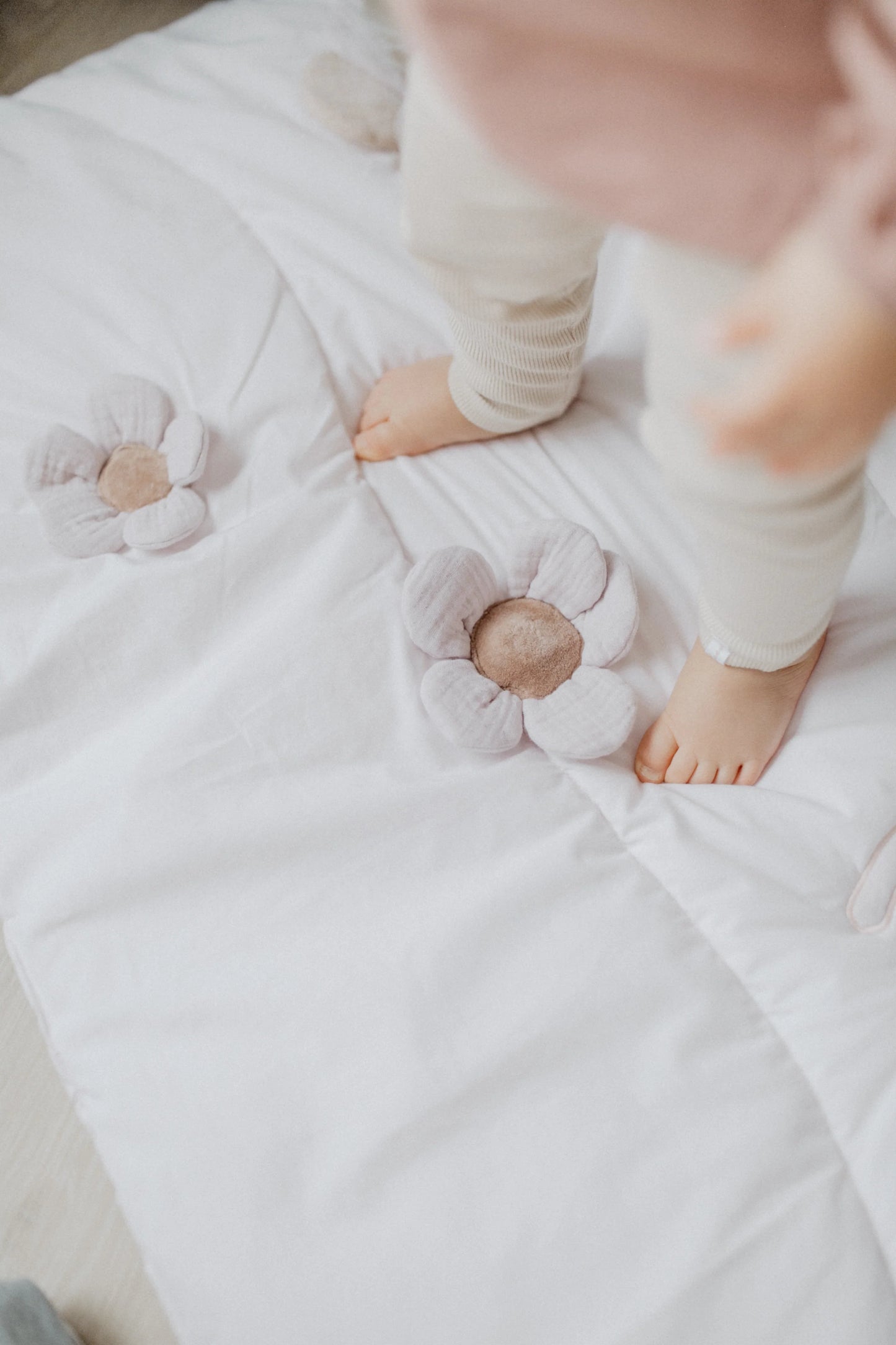 Leevje ACTIVITY DECKE 'BUTTERFLY' IN LIGHT PINK