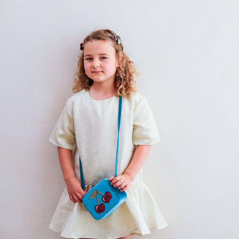 Mimi & Lula Velvet Cherry Tasche