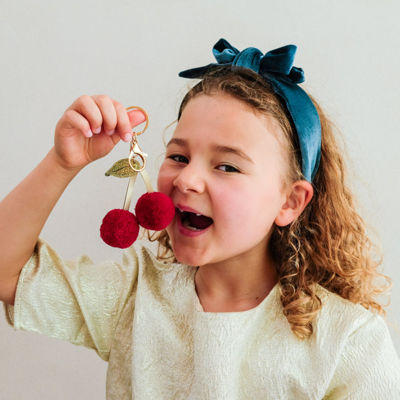 Mimi & Lula Pom Pom Cherry Schlüsselanhänger