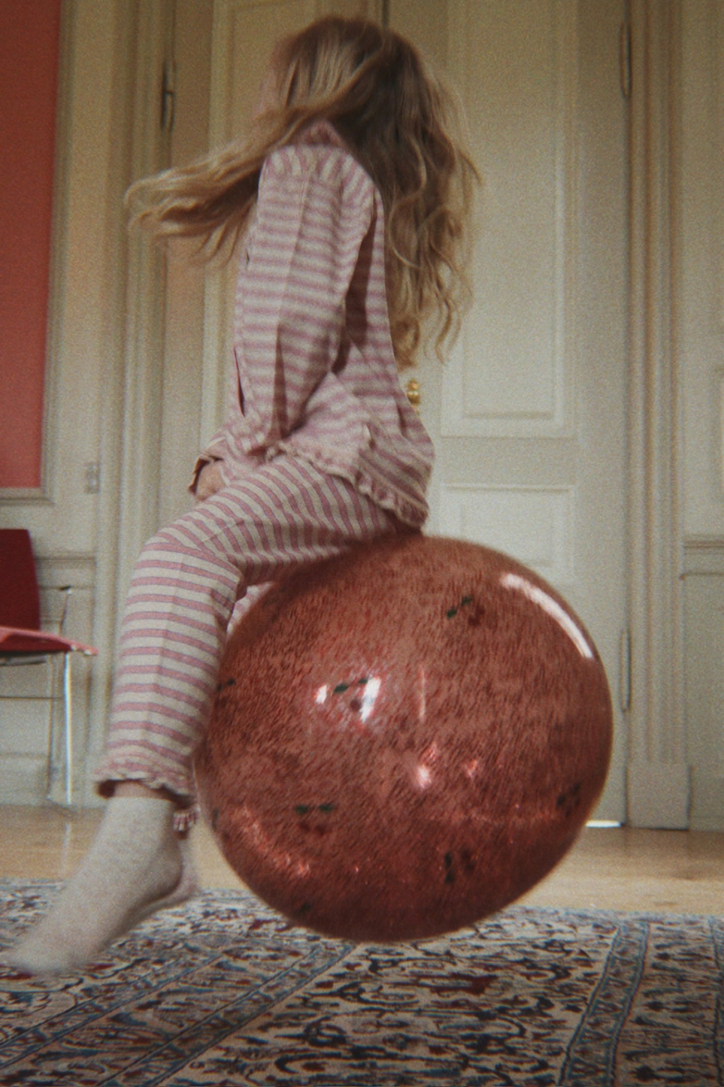 Konges Sløjd Glitzer Hüpfball Kirsche