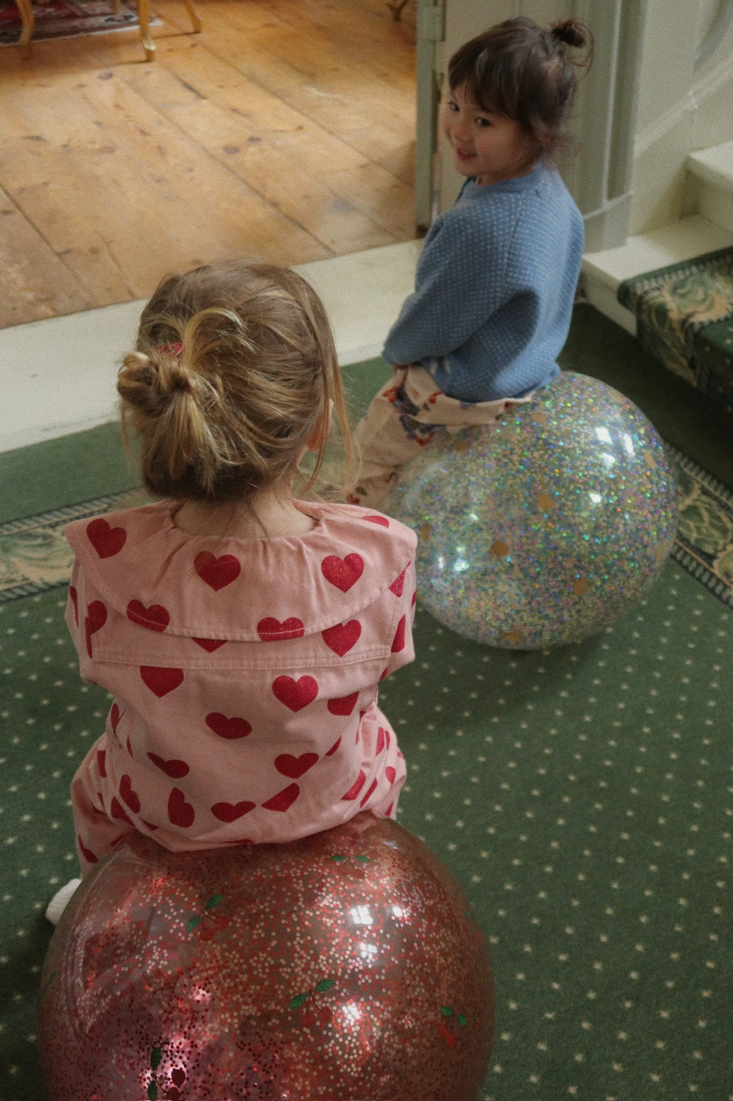 Konges Sløjd Glitzer Hüpfball Kirsche