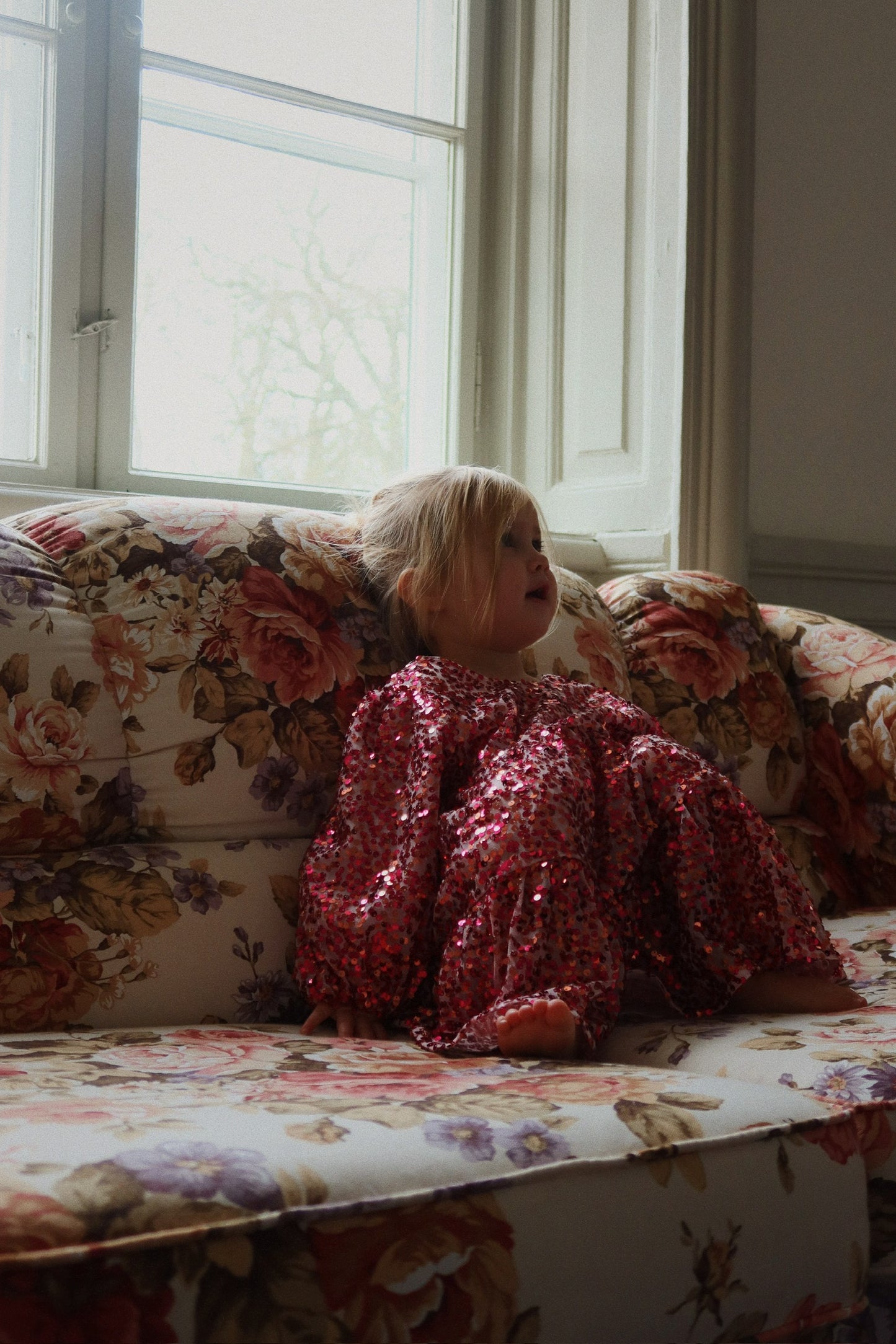 Konges Sløyd Lila Pailletten Schleifen-Kleid