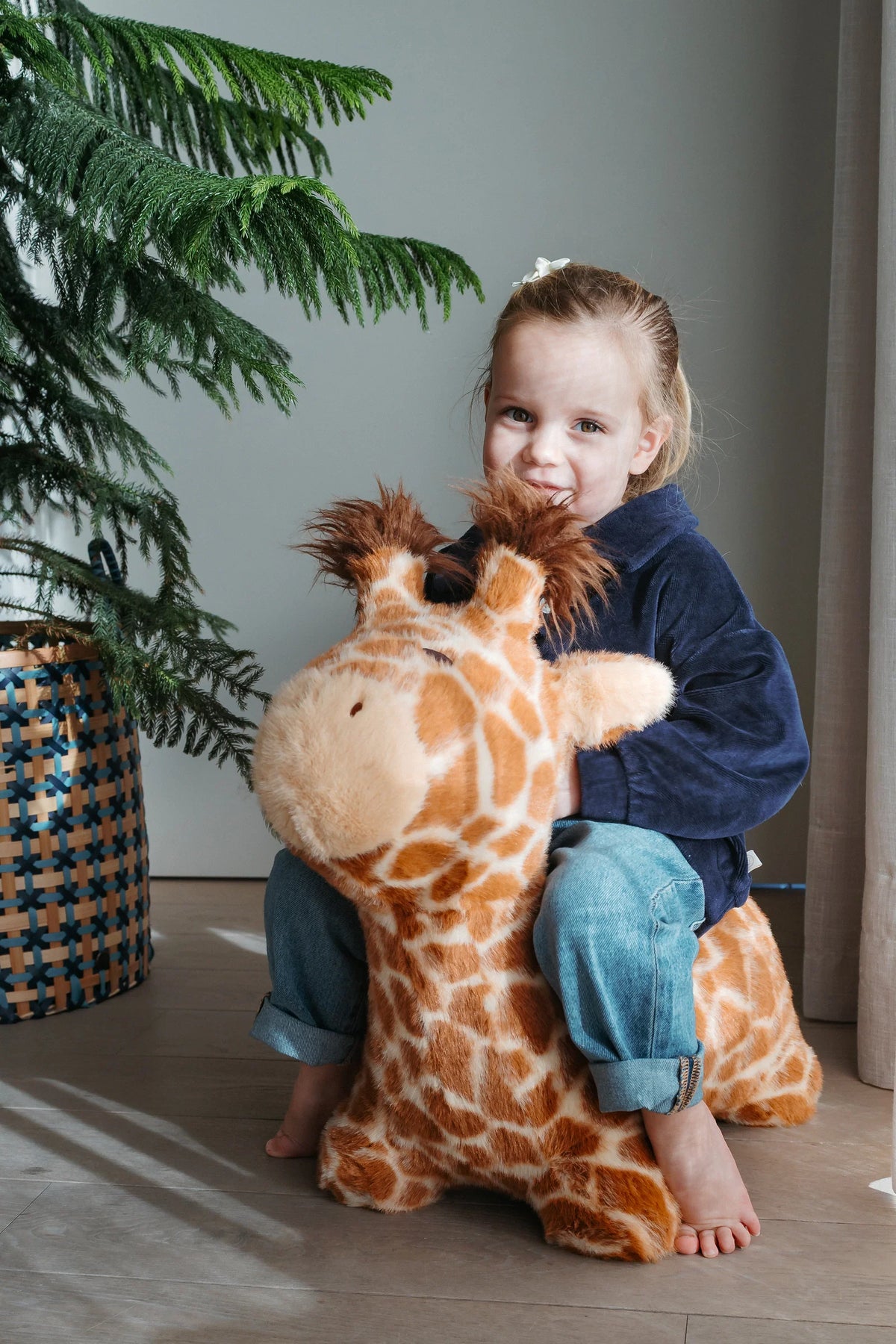 Wild & Soft Giraffe Hüpfspielzeug